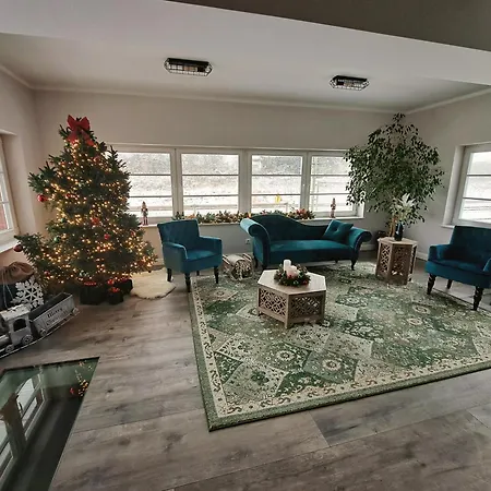 Am Bahnhof * Kavelstorf